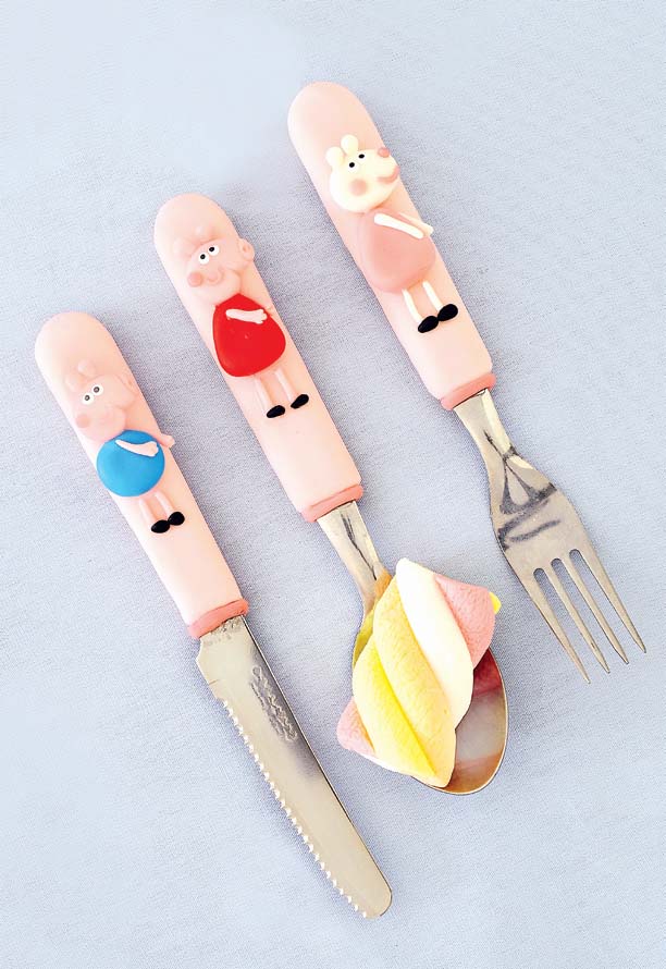 Talheres Peppa Pig com biscuit
